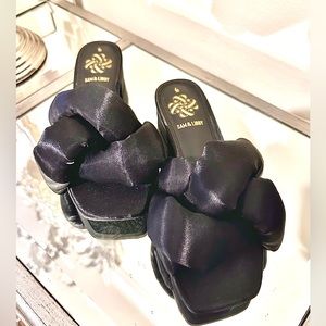 Sam & Libby Black Satin Slides Sandals, Size 6. NIB